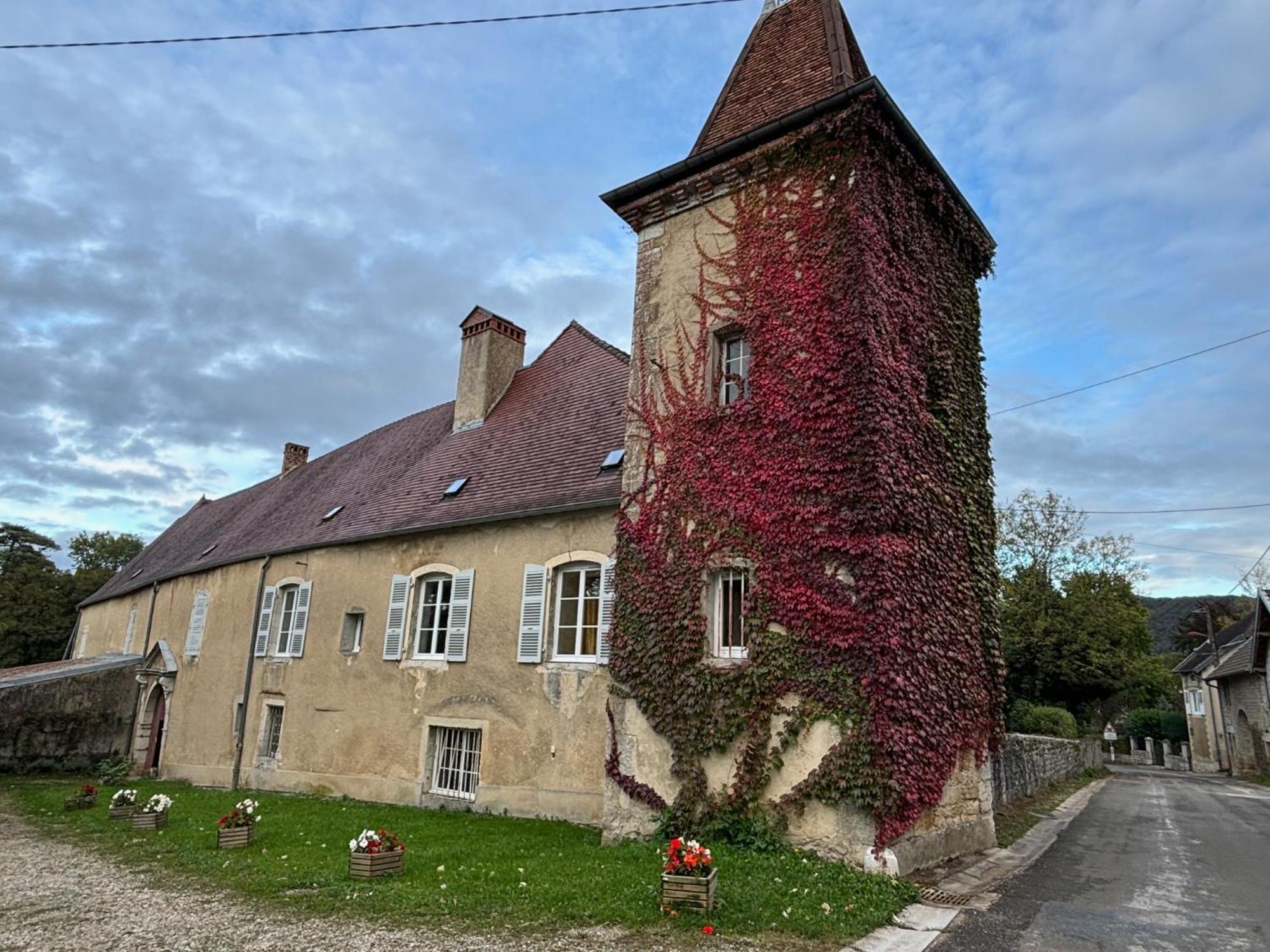 Ferienwohnung La Tourelle D'Aiglepierre Exterior foto